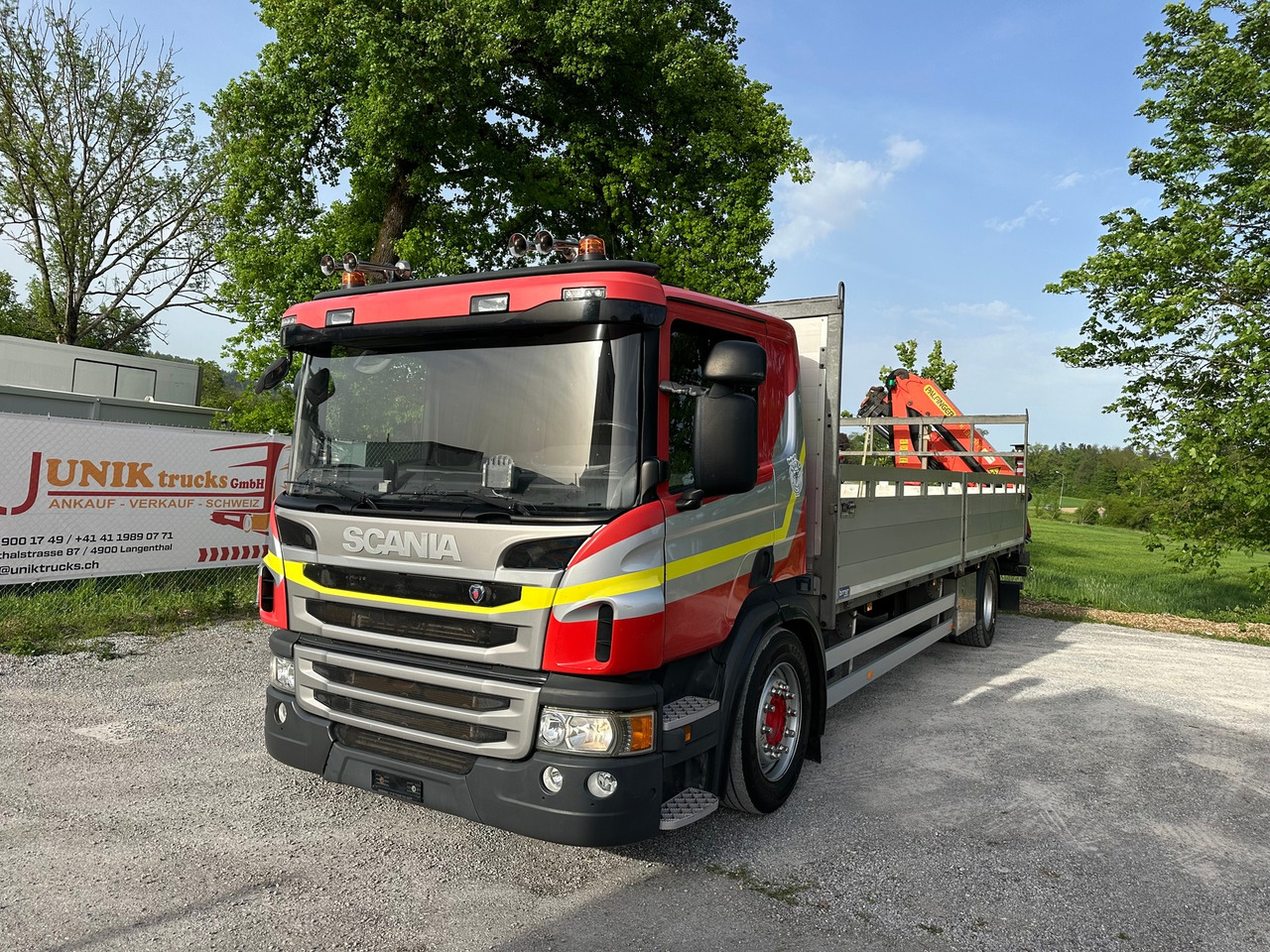 Kamion s otvorenim sandukom, Kamion s kranom SCANIA P410 Euro6 4x2 Palfinger 13001: slika Kamion s otvorenim sandukom, Kamion s kranom SCANIA P410 Euro6 4x2 Palfinger 13001
