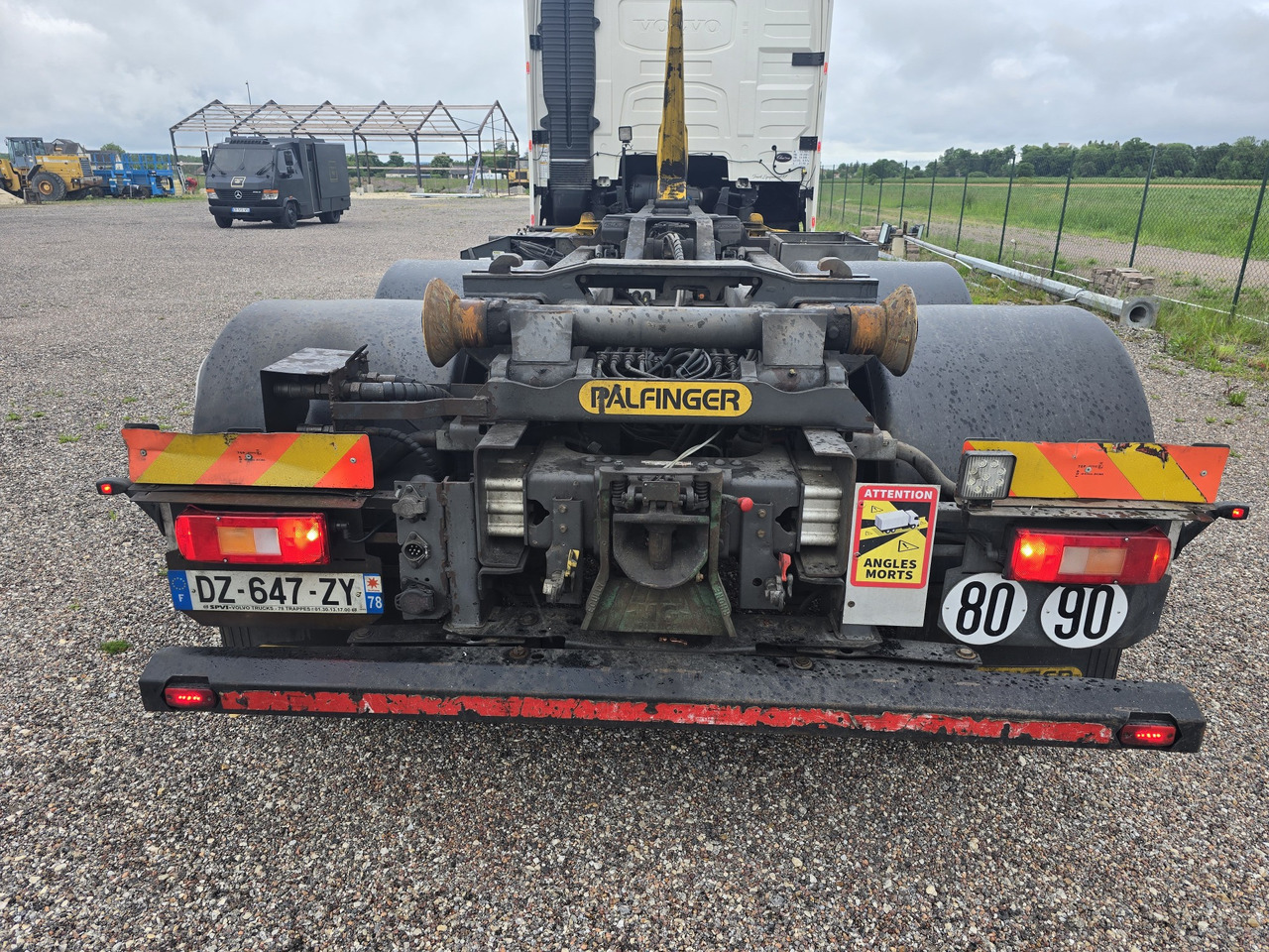 VOLVO FH500 Globe XL - Kamion s kukastom dizalicom: slika VOLVO FH500 Globe XL - Kamion s kukastom dizalicom VOLVO FH500 Globe XL - Kamion s kukastom dizalicom: slika VOLVO FH500 Globe XL - Kamion s kukastom dizalicom