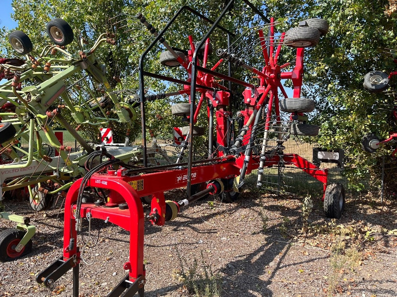 Acma GD 680/18 - Prevrtač sijena/ Grabulje: slika Acma GD 680/18 - Prevrtač sijena/ Grabulje Acma GD 680/18 - Prevrtač sijena/ Grabulje: slika Acma GD 680/18 - Prevrtač sijena/ Grabulje