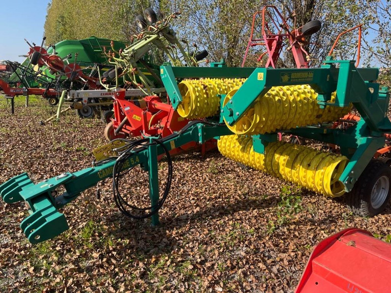 Agromerkur Cambridge 5.4 - Valjak za poljoprivredna gospodarstva: slika Agromerkur Cambridge 5.4 - Valjak za poljoprivredna gospodarstva Agromerkur Cambridge 5.4 - Valjak za poljoprivredna gospodarstva: slika Agromerkur Cambridge 5.4 - Valjak za poljoprivredna gospodarstva