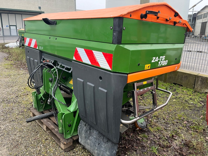 Amazone ZA-TS 1700 PROFIS TRONIC - Rasipač gnojiva: slika Amazone ZA-TS 1700 PROFIS TRONIC - Rasipač gnojiva Amazone ZA-TS 1700 PROFIS TRONIC - Rasipač gnojiva: slika Amazone ZA-TS 1700 PROFIS TRONIC - Rasipač gnojiva