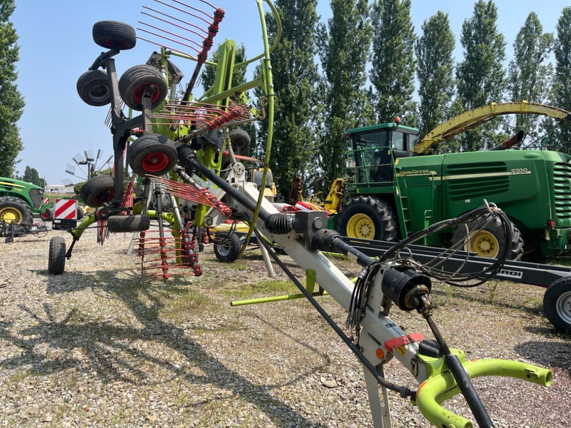 Claas Liner 1650 Twin - Prevrtač sijena/ Grabulje: slika Claas Liner 1650 Twin - Prevrtač sijena/ Grabulje Claas Liner 1650 Twin - Prevrtač sijena/ Grabulje: slika Claas Liner 1650 Twin - Prevrtač sijena/ Grabulje