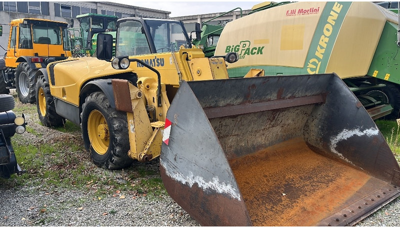 Komatsu WH 713 - Teleskopski rukovatelj: slika Komatsu WH 713 - Teleskopski rukovatelj Komatsu WH 713 - Teleskopski rukovatelj: slika Komatsu WH 713 - Teleskopski rukovatelj