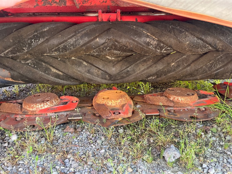 Kuhn FC 813 R - Kosilica: slika Kuhn FC 813 R - Kosilica Kuhn FC 813 R - Kosilica: slika Kuhn FC 813 R - Kosilica