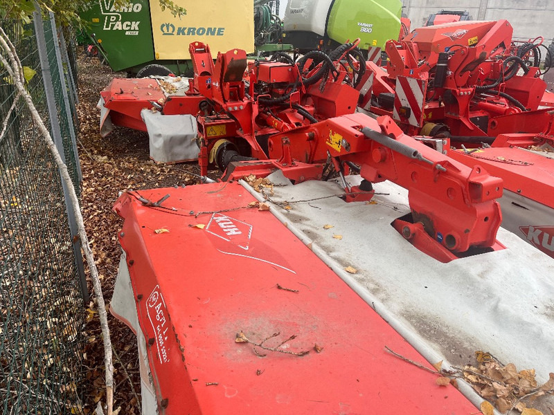 Kuhn FC 813 R - Kosilica: slika Kuhn FC 813 R - Kosilica Kuhn FC 813 R - Kosilica: slika Kuhn FC 813 R - Kosilica