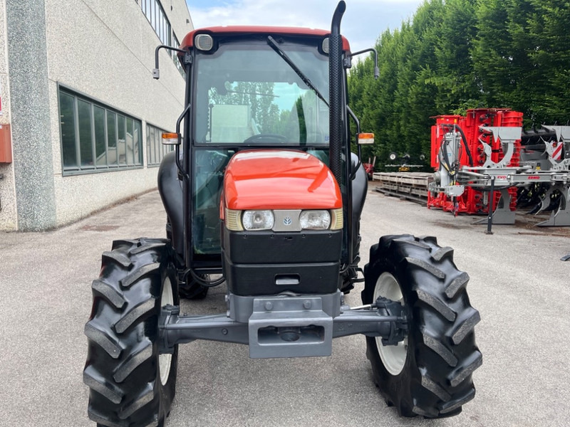 New Holland TN 55 D - Traktor: slika New Holland TN 55 D - Traktor New Holland TN 55 D - Traktor: slika New Holland TN 55 D - Traktor