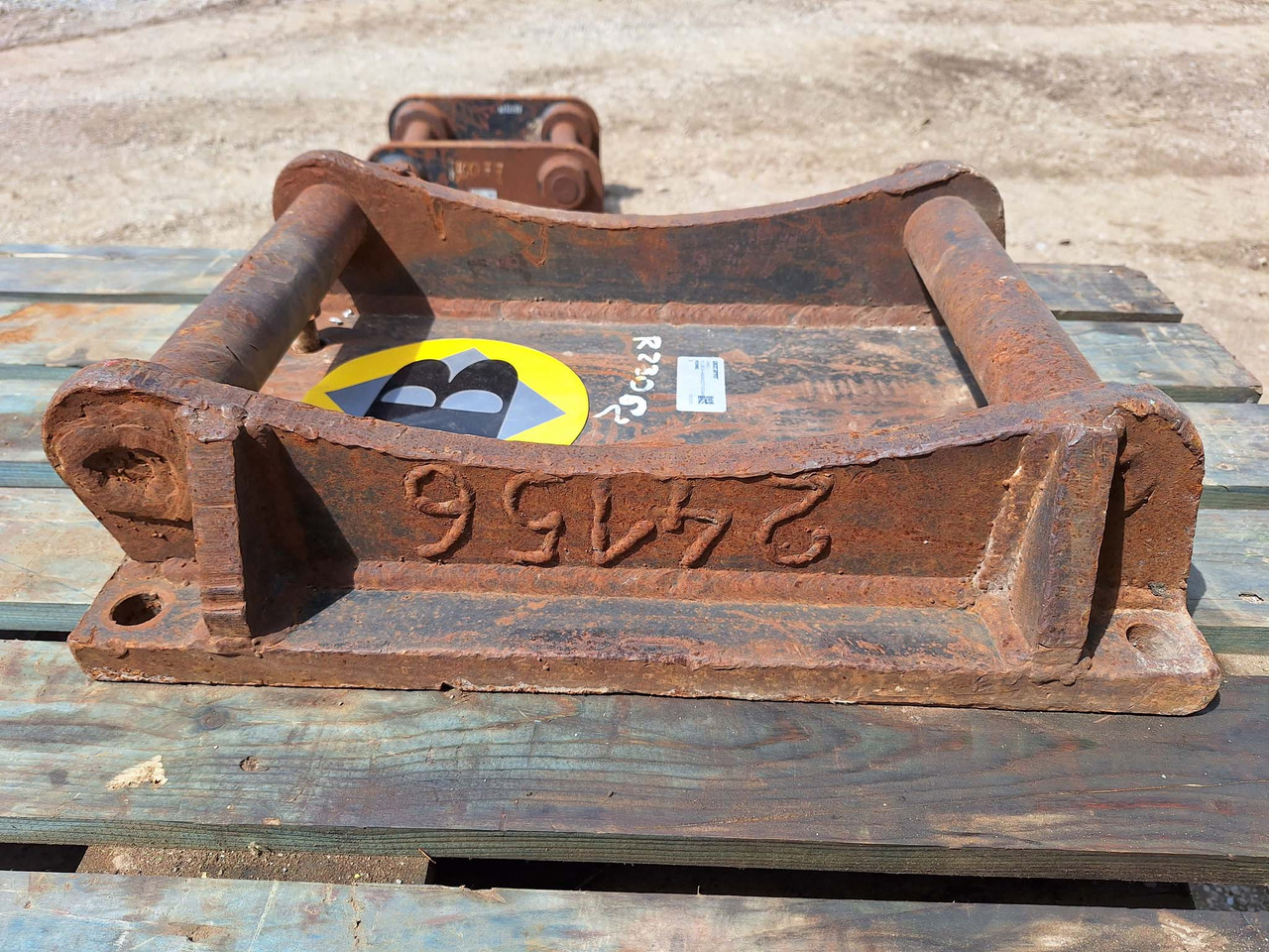 Attachment plate S50 - Brza spojka za Građevinski strojevi: slika Attachment plate S50 - Brza spojka za Građevinski strojevi Attachment plate S50 - Brza spojka za Građevinski strojevi: slika Attachment plate S50 - Brza spojka za Građevinski strojevi
