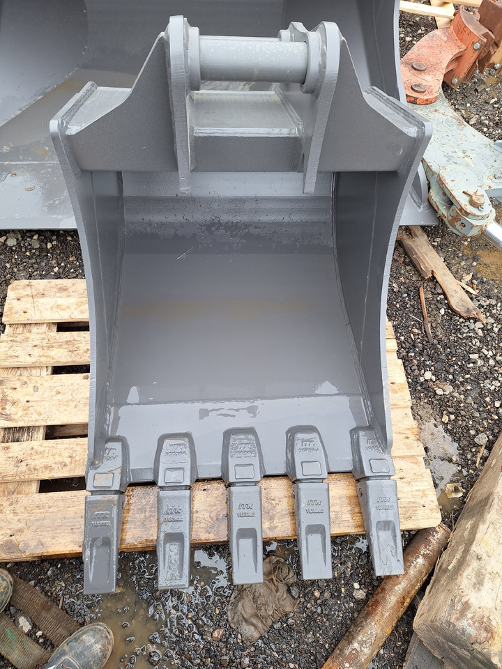 BALAVTO Digging bucket 800 mm For (Category) - Korpa za bager: slika BALAVTO Digging bucket 800 mm For (Category) - Korpa za bager BALAVTO Digging bucket 800 mm For (Category) - Korpa za bager: slika BALAVTO Digging bucket 800 mm For (Category) - Korpa za bager
