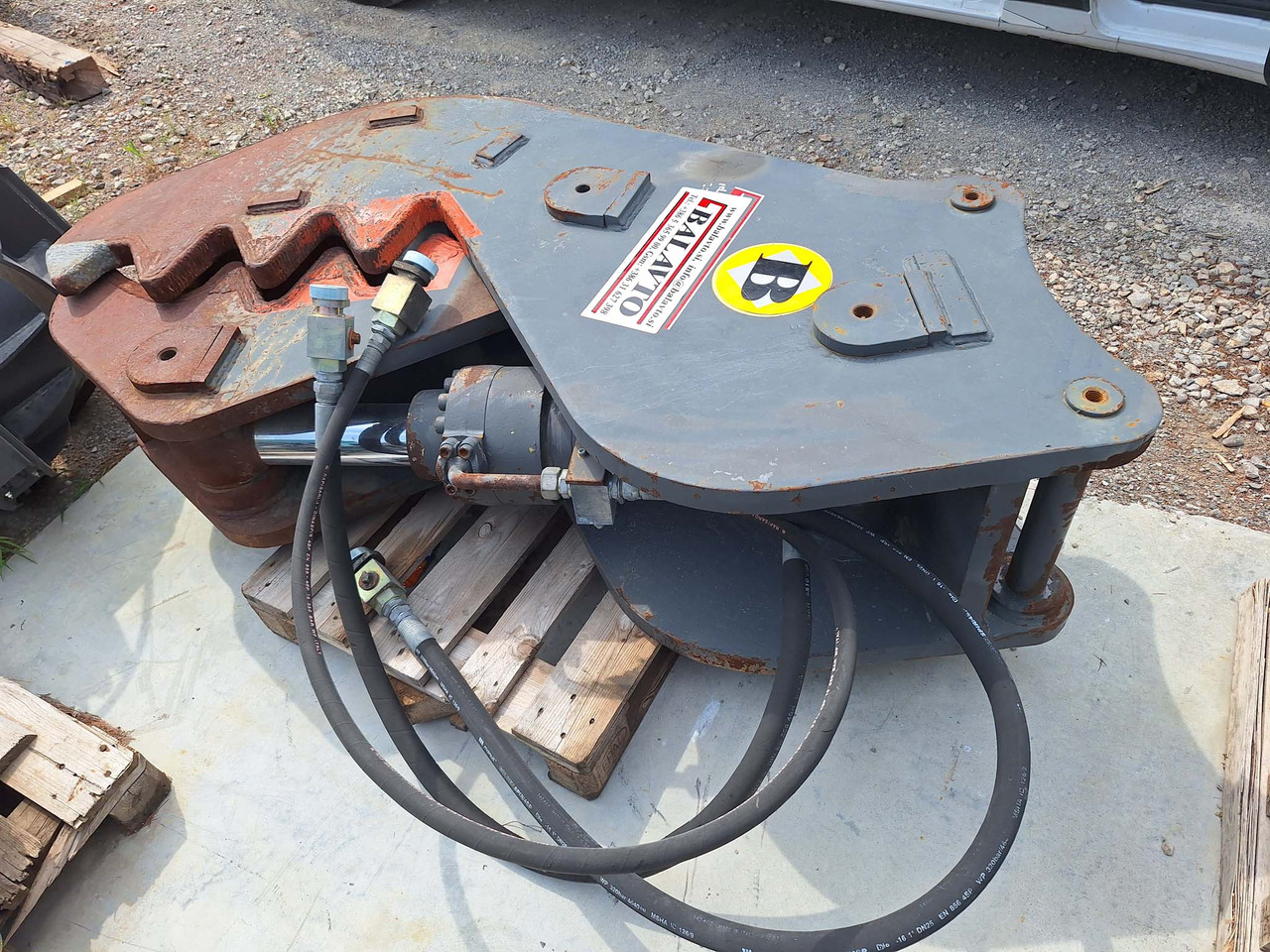 BALAVTO Krpan S60 for 15-20 ton excavators - Škare za rušenje za Bager: slika BALAVTO Krpan S60 for 15-20 ton excavators - Škare za rušenje za Bager BALAVTO Krpan S60 for 15-20 ton excavators - Škare za rušenje za Bager: slika BALAVTO Krpan S60 for 15-20 ton excavators - Škare za rušenje za Bager