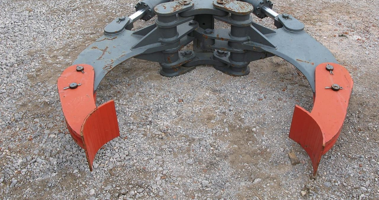 Balavto Pipe grab for excavator - Grajfer: slika Balavto Pipe grab for excavator - Grajfer Balavto Pipe grab for excavator - Grajfer: slika Balavto Pipe grab for excavator - Grajfer