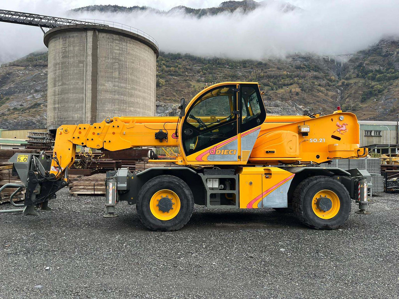 Dieci Pegasus 50.21 - Teleskopski utovarivač na kotačima: slika Dieci Pegasus 50.21 - Teleskopski utovarivač na kotačima Dieci Pegasus 50.21 - Teleskopski utovarivač na kotačima: slika Dieci Pegasus 50.21 - Teleskopski utovarivač na kotačima