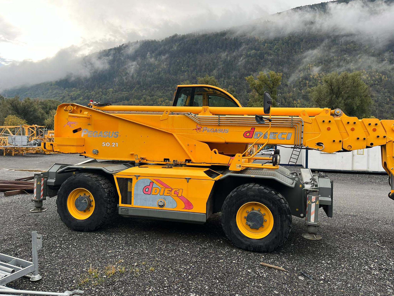 Dieci Pegasus 50.21 - Teleskopski utovarivač na kotačima: slika Dieci Pegasus 50.21 - Teleskopski utovarivač na kotačima Dieci Pegasus 50.21 - Teleskopski utovarivač na kotačima: slika Dieci Pegasus 50.21 - Teleskopski utovarivač na kotačima