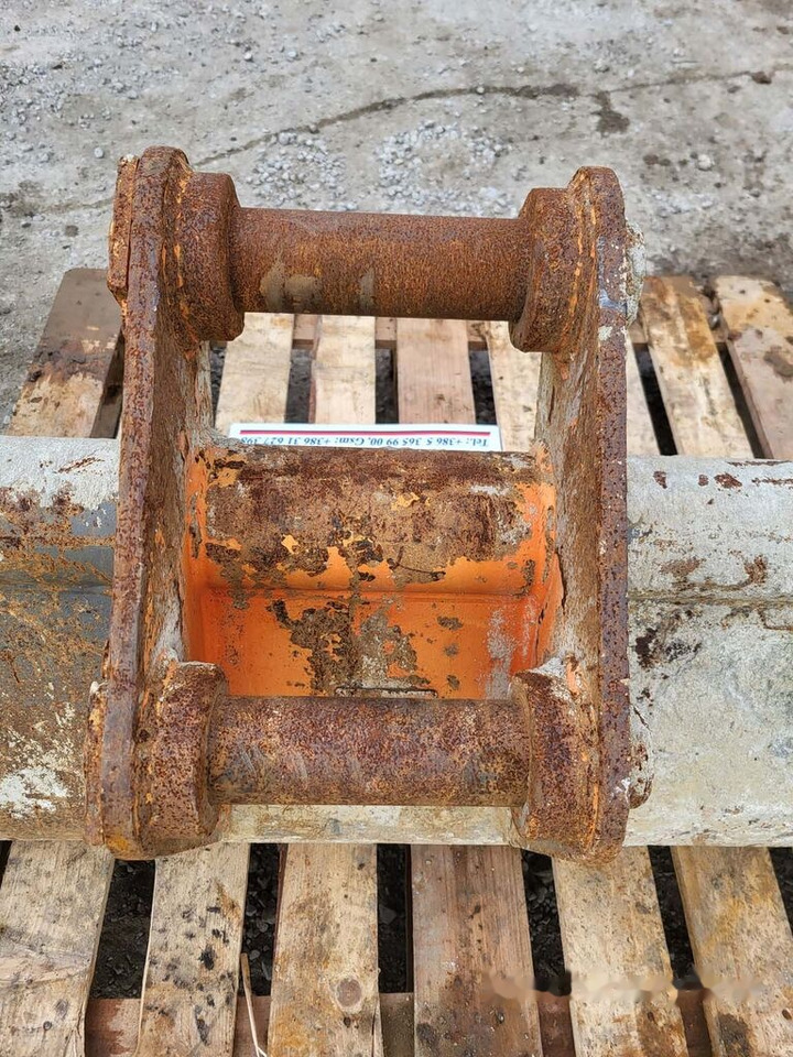 Ditch cleaning bucket 1750 mm - Korpa za bager: slika Ditch cleaning bucket 1750 mm - Korpa za bager Ditch cleaning bucket 1750 mm - Korpa za bager: slika Ditch cleaning bucket 1750 mm - Korpa za bager