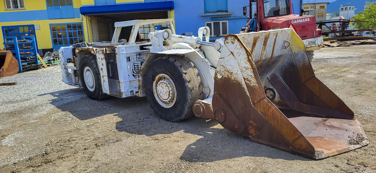 GHH LF-6.1 - Stroj za bušenje tunela: slika GHH LF-6.1 - Stroj za bušenje tunela GHH LF-6.1 - Stroj za bušenje tunela: slika GHH LF-6.1 - Stroj za bušenje tunela