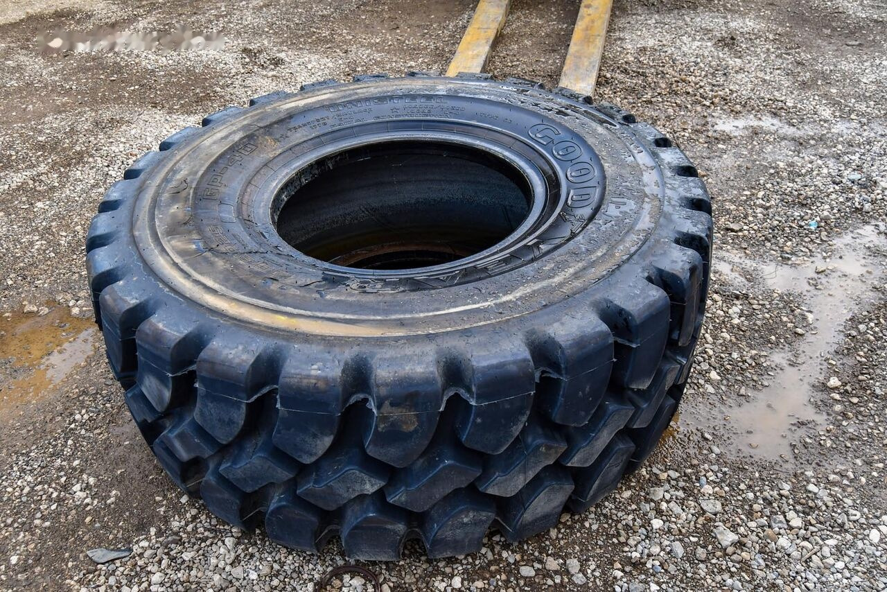 Goodyear 20.5R25 - Kompletan kotač: slika Goodyear 20.5R25 - Kompletan kotač Goodyear 20.5R25 - Kompletan kotač: slika Goodyear 20.5R25 - Kompletan kotač