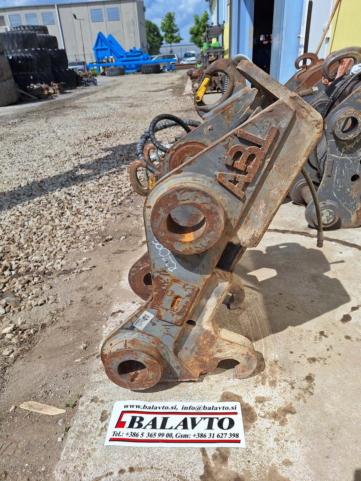 Hydraulic S1 - Brza spojka za Građevinski strojevi: slika Hydraulic S1 - Brza spojka za Građevinski strojevi Hydraulic S1 - Brza spojka za Građevinski strojevi: slika Hydraulic S1 - Brza spojka za Građevinski strojevi