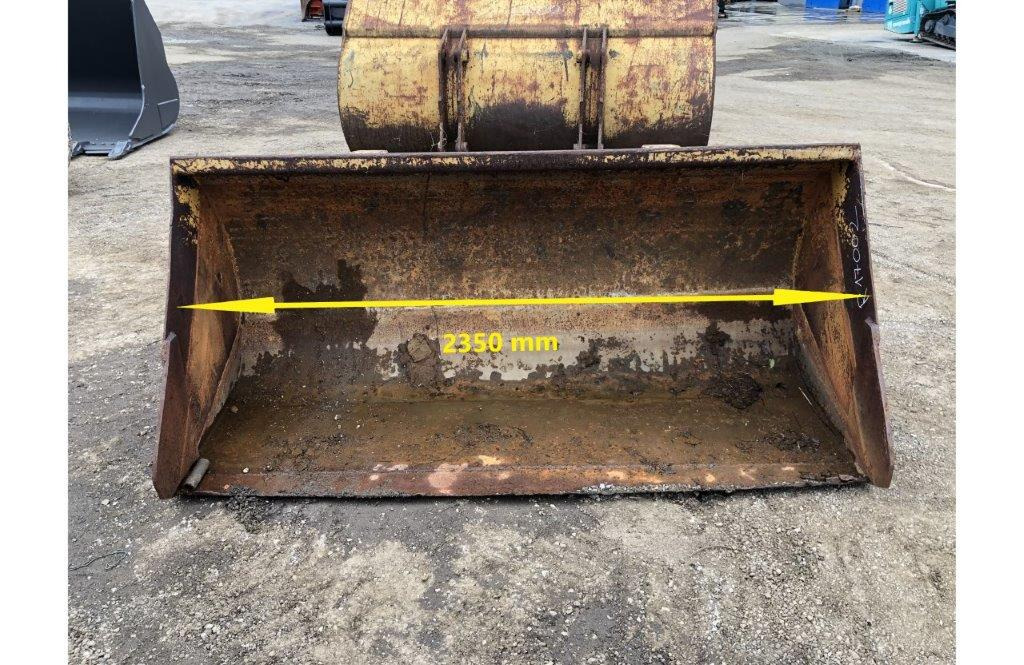 Loader bucket 2350 mm for Volvo BM4600 - Utovarna korpa: slika Loader bucket 2350 mm for Volvo BM4600 - Utovarna korpa Loader bucket 2350 mm for Volvo BM4600 - Utovarna korpa: slika Loader bucket 2350 mm for Volvo BM4600 - Utovarna korpa