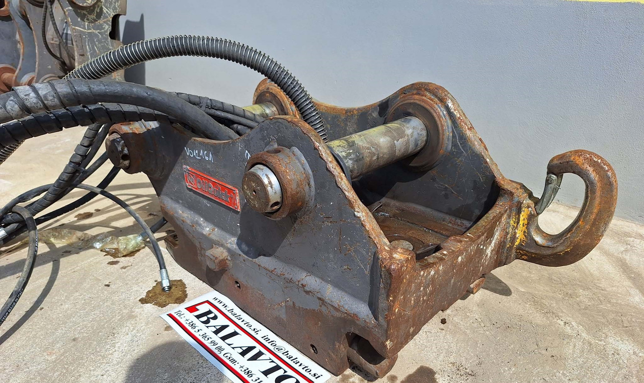 OilQuick quick coupler - Brza spojka za Bager: slika OilQuick quick coupler - Brza spojka za Bager OilQuick quick coupler - Brza spojka za Bager: slika OilQuick quick coupler - Brza spojka za Bager