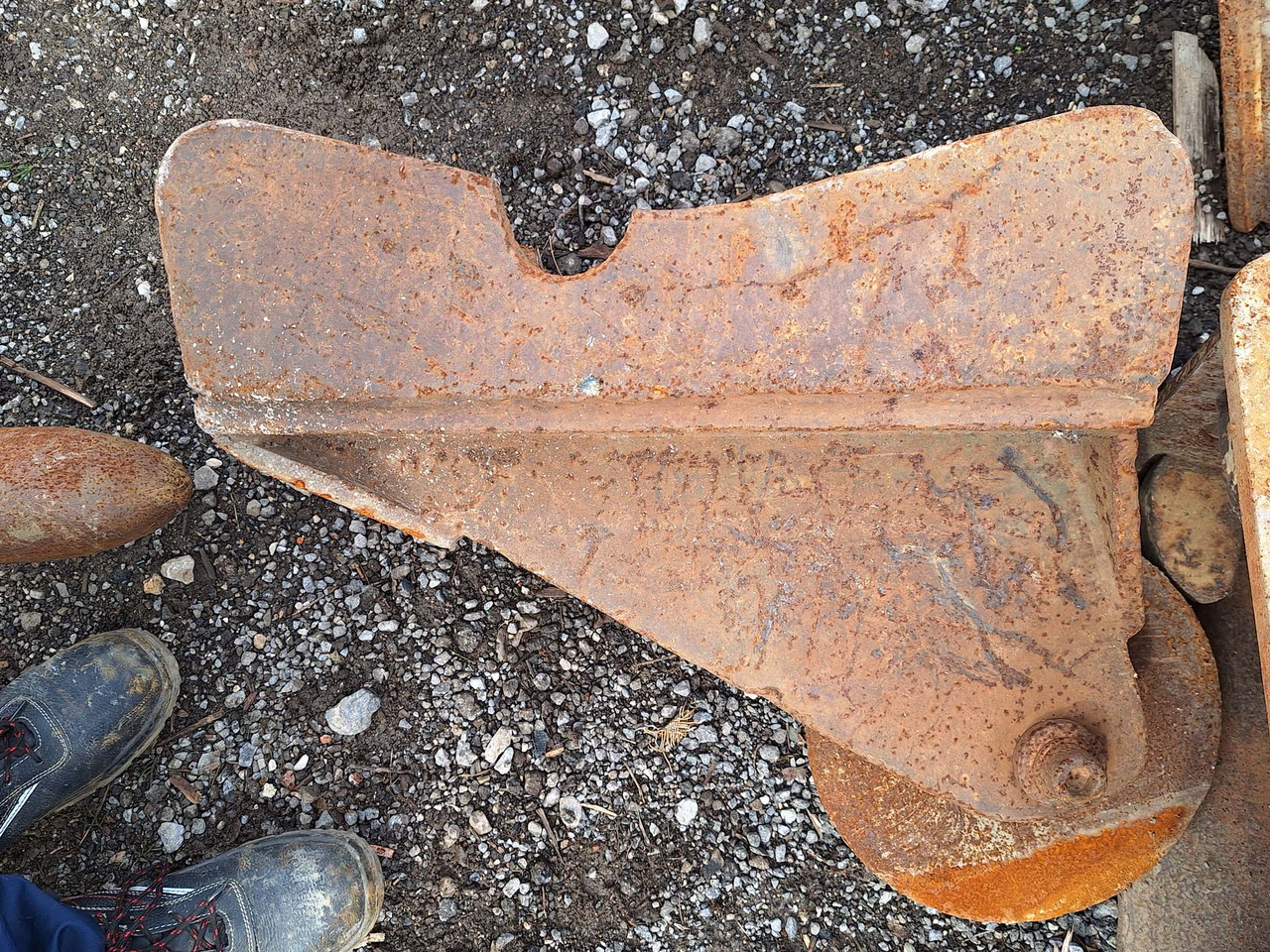 VOLVO 310 mm S60 - Priključak za Građevinski strojevi: slika VOLVO 310 mm S60 - Priključak za Građevinski strojevi VOLVO 310 mm S60 - Priključak za Građevinski strojevi: slika VOLVO 310 mm S60 - Priključak za Građevinski strojevi