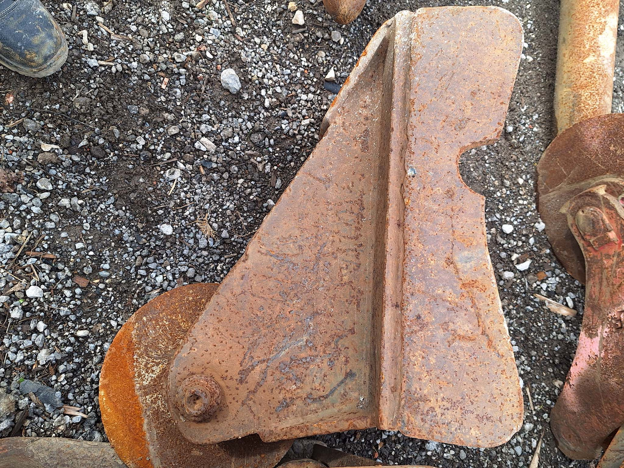 VOLVO 310 mm S60 - Priključak za Građevinski strojevi: slika VOLVO 310 mm S60 - Priključak za Građevinski strojevi VOLVO 310 mm S60 - Priključak za Građevinski strojevi: slika VOLVO 310 mm S60 - Priključak za Građevinski strojevi