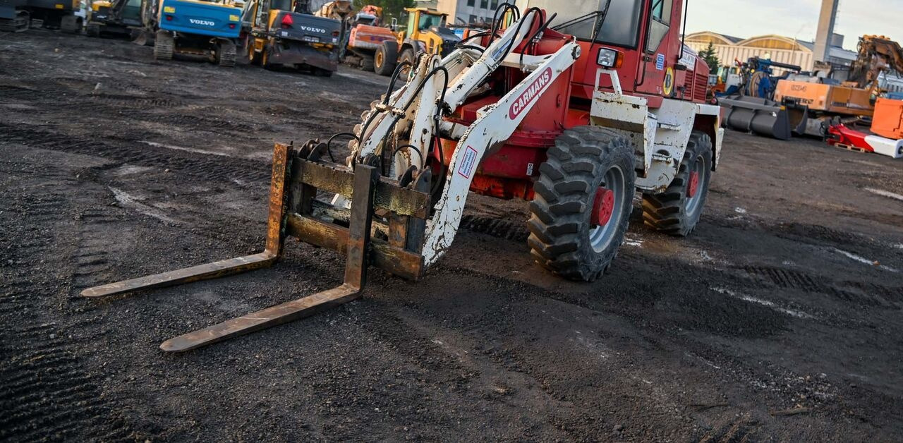 Schaeff SKS 661 - Utovarivač na kotačima: slika Schaeff SKS 661 - Utovarivač na kotačima Schaeff SKS 661 - Utovarivač na kotačima: slika Schaeff SKS 661 - Utovarivač na kotačima