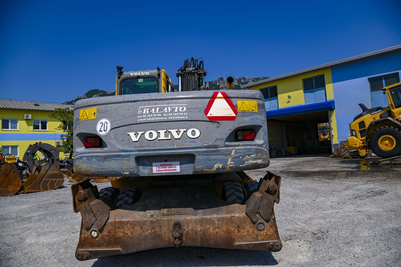 Zakup VOLVO EW180B VOLVO EW180B: slika Zakup VOLVO EW180B VOLVO EW180B Zakup VOLVO EW180B VOLVO EW180B: slika Zakup VOLVO EW180B VOLVO EW180B