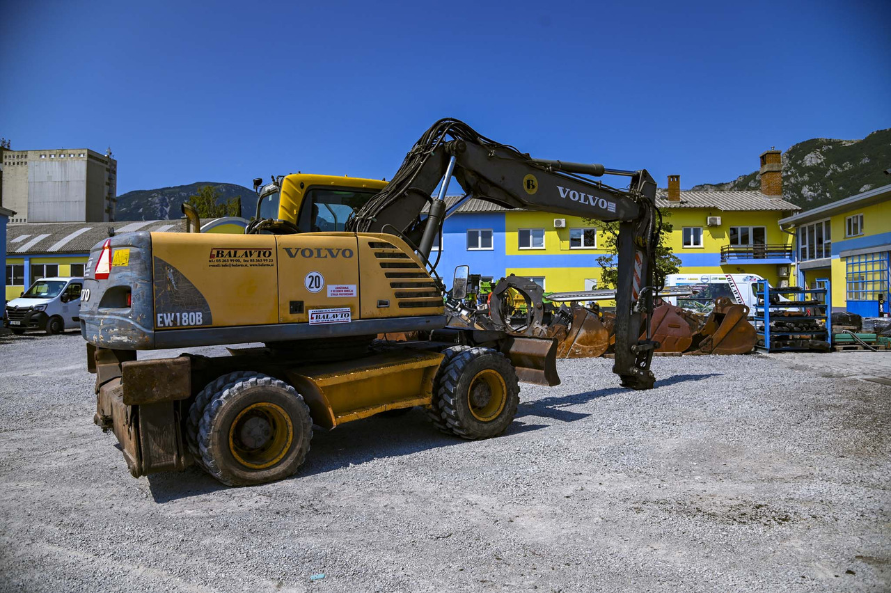 Zakup VOLVO EW180B VOLVO EW180B: slika Zakup VOLVO EW180B VOLVO EW180B Zakup VOLVO EW180B VOLVO EW180B: slika Zakup VOLVO EW180B VOLVO EW180B