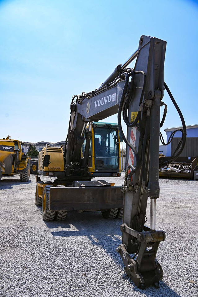 Zakup VOLVO EW180B VOLVO EW180B: slika Zakup VOLVO EW180B VOLVO EW180B Zakup VOLVO EW180B VOLVO EW180B: slika Zakup VOLVO EW180B VOLVO EW180B