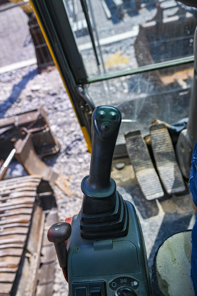 Zakup VOLVO EW180B VOLVO EW180B: slika Zakup VOLVO EW180B VOLVO EW180B Zakup VOLVO EW180B VOLVO EW180B: slika Zakup VOLVO EW180B VOLVO EW180B