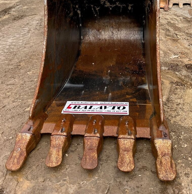 Volvo Digging bucket 1000 mm - Korpa za bager: slika Volvo Digging bucket 1000 mm - Korpa za bager Volvo Digging bucket 1000 mm - Korpa za bager: slika Volvo Digging bucket 1000 mm - Korpa za bager