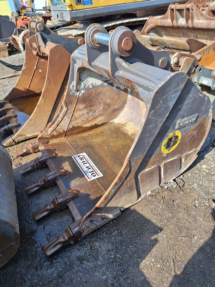 Volvo digging bucket 1100 mm - Korpa za bager: slika Volvo digging bucket 1100 mm - Korpa za bager Volvo digging bucket 1100 mm - Korpa za bager: slika Volvo digging bucket 1100 mm - Korpa za bager