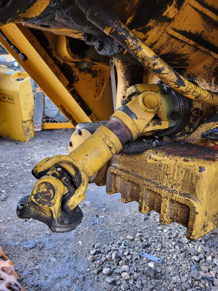 Volvo propeller shaft - Kardansko vratilo za Utovarivač: slika Volvo propeller shaft - Kardansko vratilo za Utovarivač Volvo propeller shaft - Kardansko vratilo za Utovarivač: slika Volvo propeller shaft - Kardansko vratilo za Utovarivač