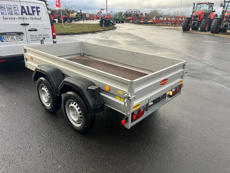 Böckmann AT1 Tandemanhänger - Prikolica plato/ Otvoreni sanduk: slika Böckmann AT1 Tandemanhänger - Prikolica plato/ Otvoreni sanduk Böckmann AT1 Tandemanhänger - Prikolica plato/ Otvoreni sanduk: slika Böckmann AT1 Tandemanhänger - Prikolica plato/ Otvoreni sanduk