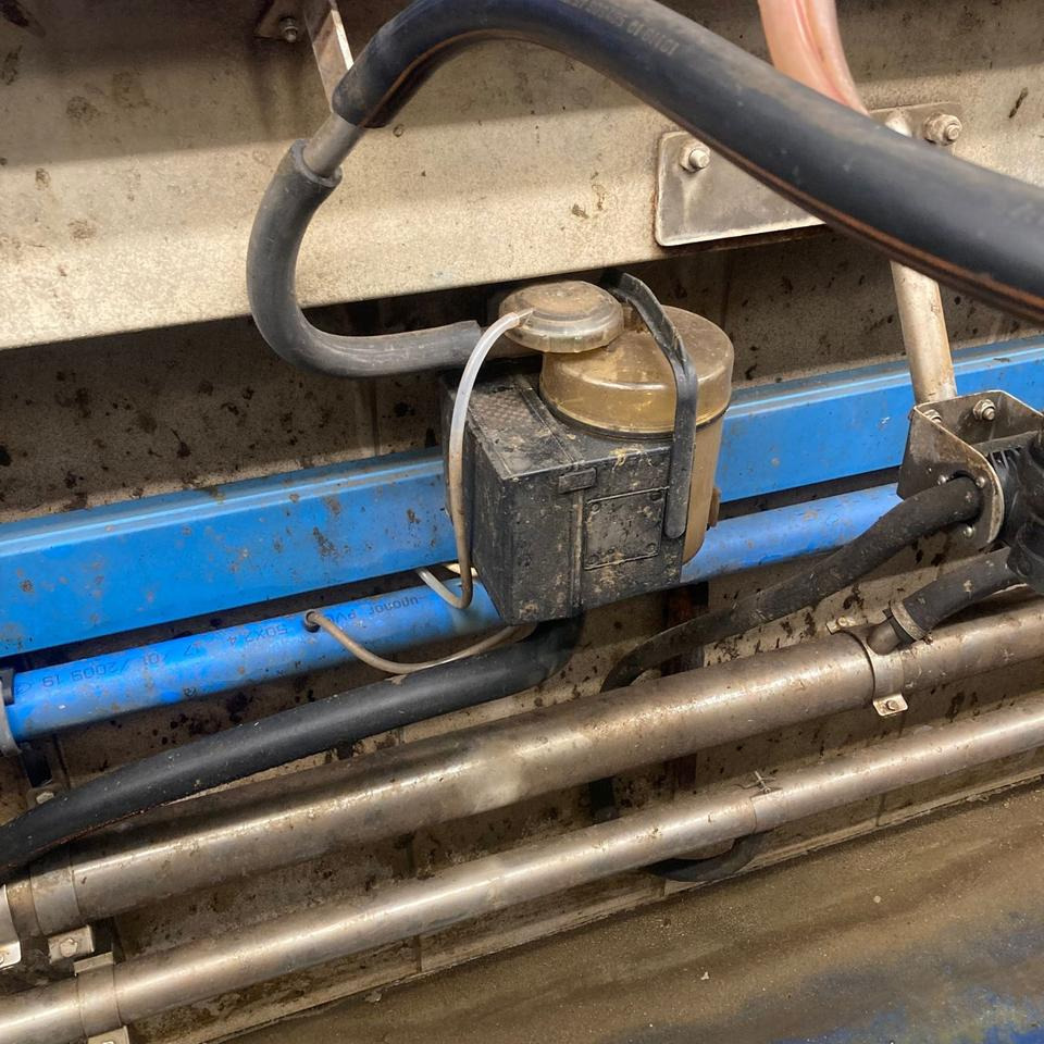 DeLaval Fischgrätenmelkstand Doppel 10er - Oprema za mužnju: slika DeLaval Fischgrätenmelkstand Doppel 10er - Oprema za mužnju DeLaval Fischgrätenmelkstand Doppel 10er - Oprema za mužnju: slika DeLaval Fischgrätenmelkstand Doppel 10er - Oprema za mužnju