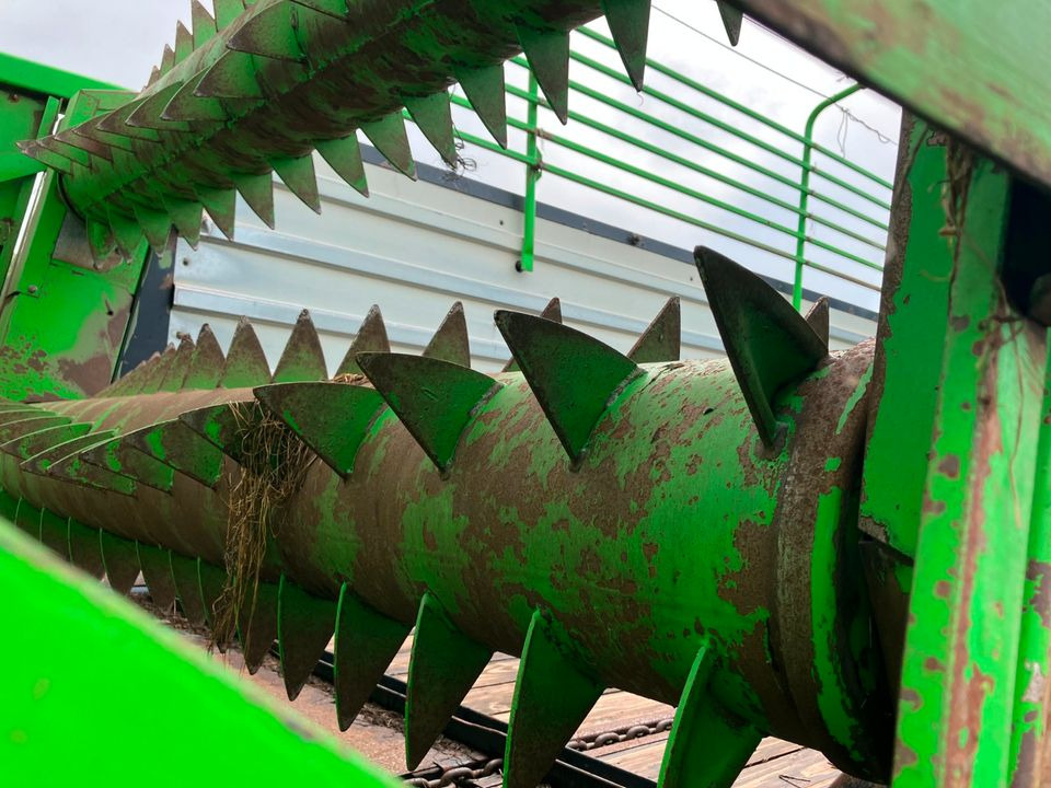 Deutz Fahr Ladewagen FE 6.37 mit Querförderband - Samoutovarni vagon: slika Deutz Fahr Ladewagen FE 6.37 mit Querförderband - Samoutovarni vagon Deutz Fahr Ladewagen FE 6.37 mit Querförderband - Samoutovarni vagon: slika Deutz Fahr Ladewagen FE 6.37 mit Querförderband - Samoutovarni vagon