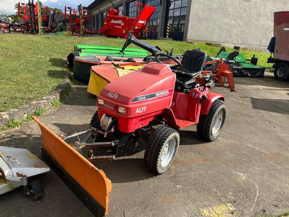 Kommunaltraktor Honda H5518 Schneeschild Winterdienst - Općinski traktor: slika Kommunaltraktor Honda H5518 Schneeschild Winterdienst - Općinski traktor Kommunaltraktor Honda H5518 Schneeschild Winterdienst - Općinski traktor: slika Kommunaltraktor Honda H5518 Schneeschild Winterdienst - Općinski traktor