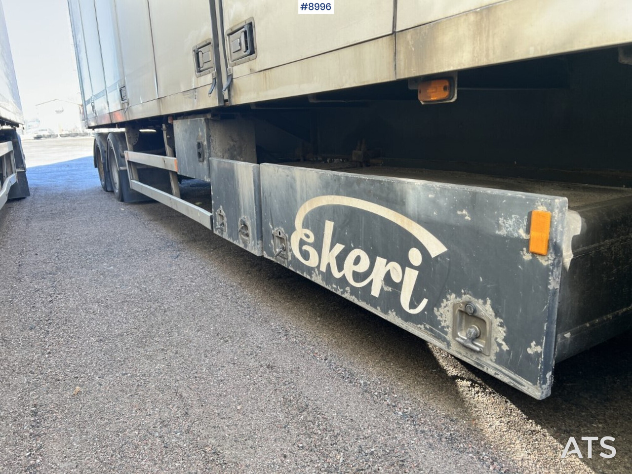 Box trailer EKERI L/L-4 - Prikolica sa zatvorenim sandukom: slika Box trailer EKERI L/L-4 - Prikolica sa zatvorenim sandukom Box trailer EKERI L/L-4 - Prikolica sa zatvorenim sandukom: slika Box trailer EKERI L/L-4 - Prikolica sa zatvorenim sandukom