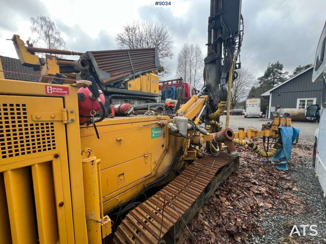 Comacchio Drill Rig MC 500 N (VIDEO) - Platforma za bušenje: slika Comacchio Drill Rig MC 500 N (VIDEO) - Platforma za bušenje Comacchio Drill Rig MC 500 N (VIDEO) - Platforma za bušenje: slika Comacchio Drill Rig MC 500 N (VIDEO) - Platforma za bušenje
