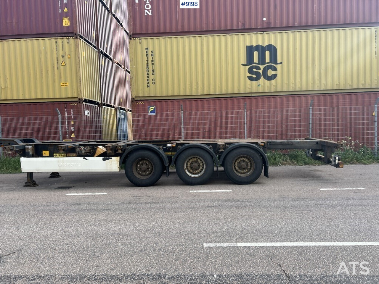Transporter kontejnera/ Poluprikolica s izmjenjivim sanducima Container chassi - Krone SD: slika Transporter kontejnera/ Poluprikolica s izmjenjivim sanducima Container chassi - Krone SD