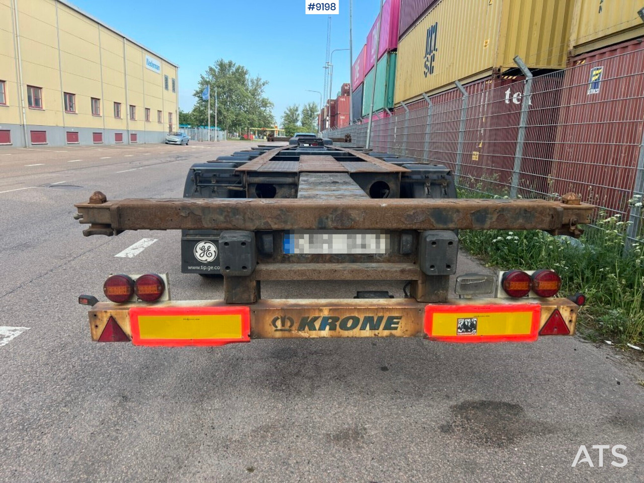 Transporter kontejnera/ Poluprikolica s izmjenjivim sanducima Container chassi - Krone SD: slika Transporter kontejnera/ Poluprikolica s izmjenjivim sanducima Container chassi - Krone SD