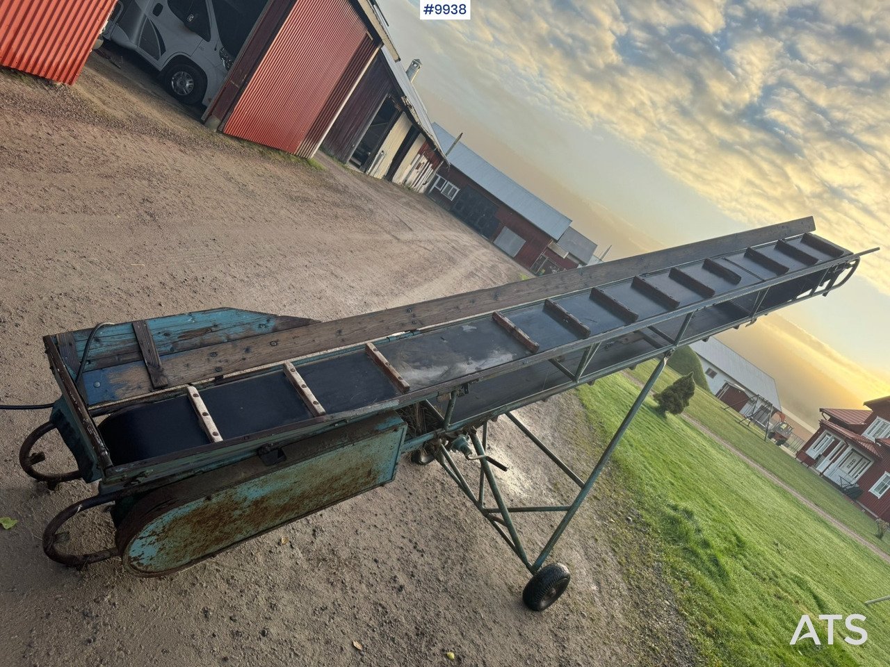 Conveyor - Transporter: slika Conveyor - Transporter Conveyor - Transporter: slika Conveyor - Transporter