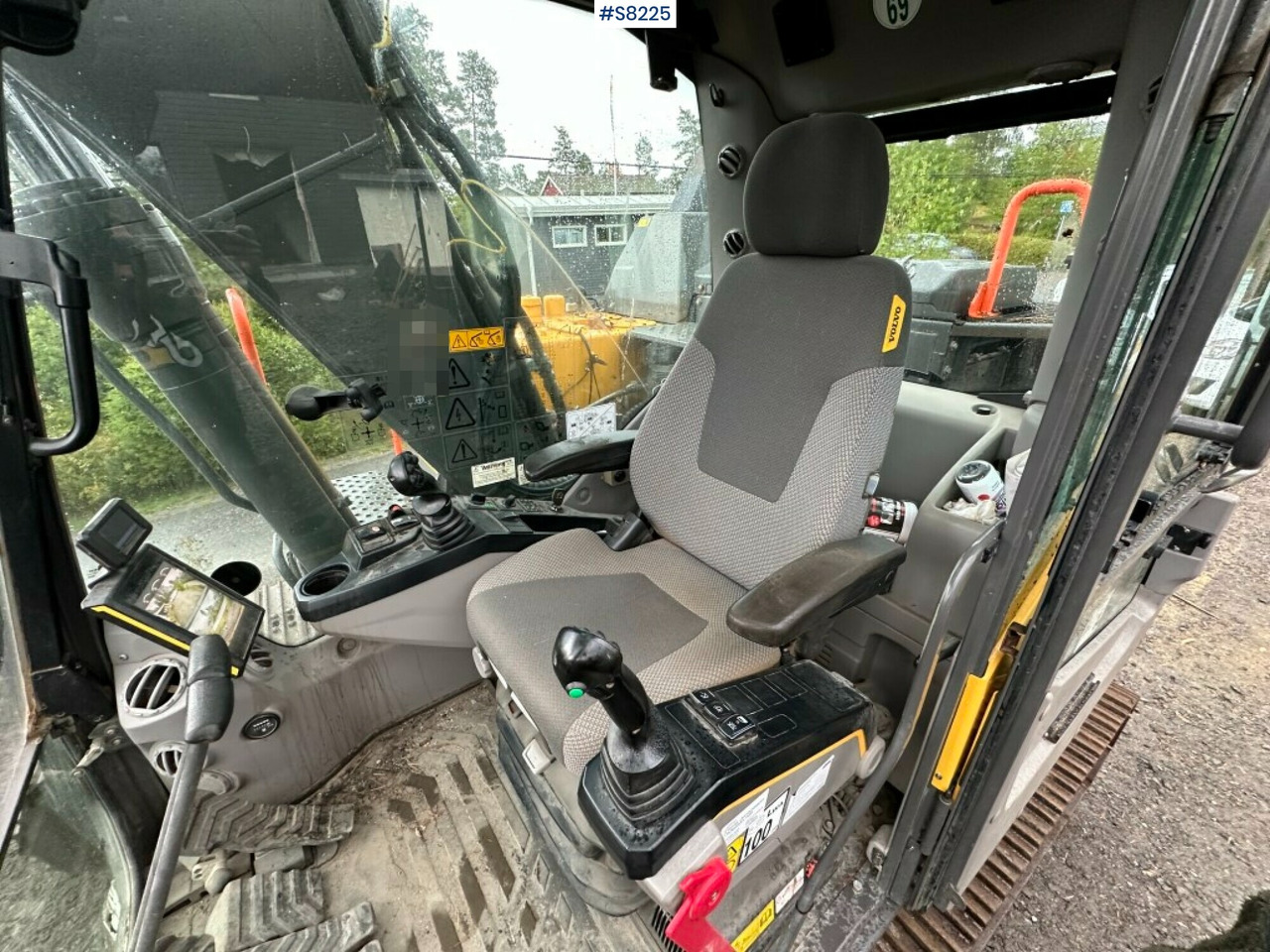 Excavator, Volvo EC140EL, Tiltrotator, Attachments (See video) - Bager: slika Excavator, Volvo EC140EL, Tiltrotator, Attachments (See video) - Bager Excavator, Volvo EC140EL, Tiltrotator, Attachments (See video) - Bager: slika Excavator, Volvo EC140EL, Tiltrotator, Attachments (See video) - Bager