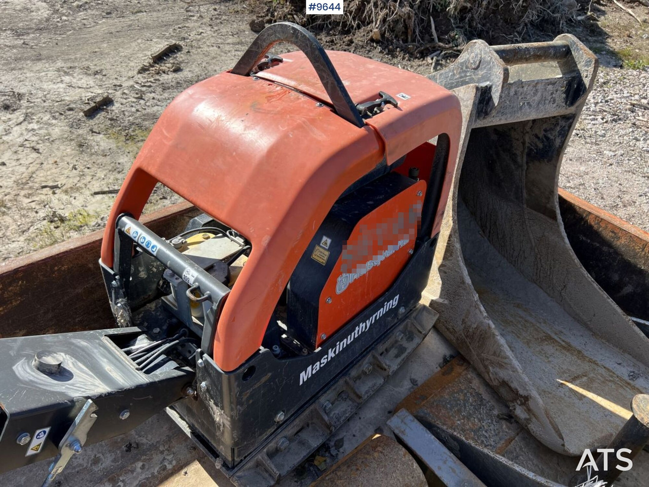 Husqvarna LG504 Vibratory Plate - Vibro ploča: slika Husqvarna LG504 Vibratory Plate - Vibro ploča Husqvarna LG504 Vibratory Plate - Vibro ploča: slika Husqvarna LG504 Vibratory Plate - Vibro ploča