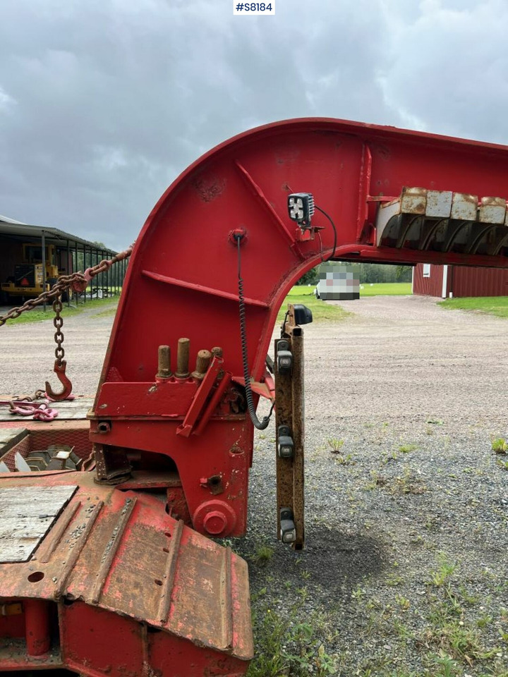 Machine trailer VM Trailer-52-4-PNKSSEO - Poluprikolica s niskim utovarivačem: slika Machine trailer VM Trailer-52-4-PNKSSEO - Poluprikolica s niskim utovarivačem Machine trailer VM Trailer-52-4-PNKSSEO - Poluprikolica s niskim utovarivačem: slika Machine trailer VM Trailer-52-4-PNKSSEO - Poluprikolica s niskim utovarivačem