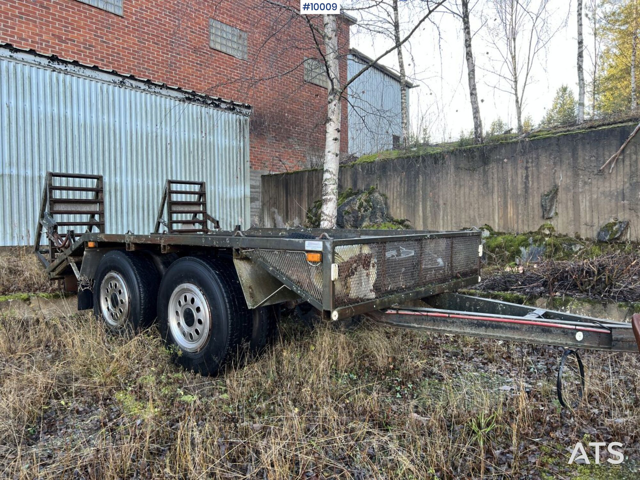 Prikolica s niskim utovarivačem Machine trolley with ramps: slika Prikolica s niskim utovarivačem Machine trolley with ramps