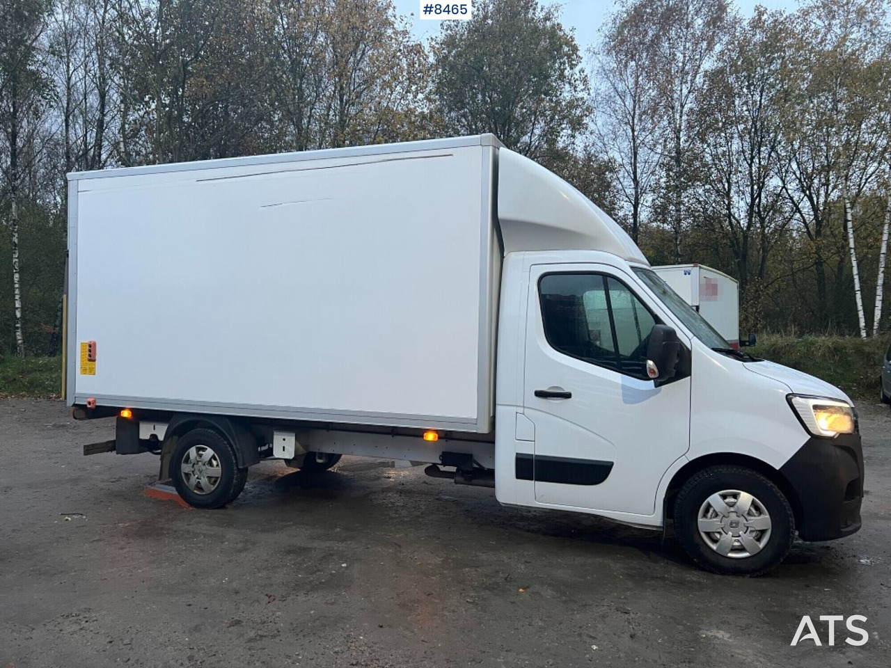 Renault master with tail lift - Dostavno vozilo sa zatvorenim sandukom: slika Renault master with tail lift - Dostavno vozilo sa zatvorenim sandukom Renault master with tail lift - Dostavno vozilo sa zatvorenim sandukom: slika Renault master with tail lift - Dostavno vozilo sa zatvorenim sandukom
