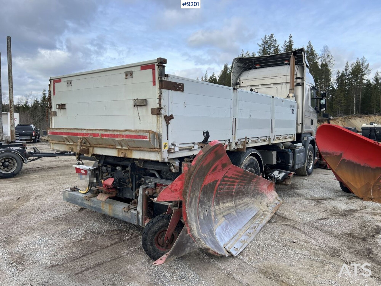 Scania R520 Tipper truck with plow equipment and underbite - Kiper: slika Scania R520 Tipper truck with plow equipment and underbite - Kiper Scania R520 Tipper truck with plow equipment and underbite - Kiper: slika Scania R520 Tipper truck with plow equipment and underbite - Kiper