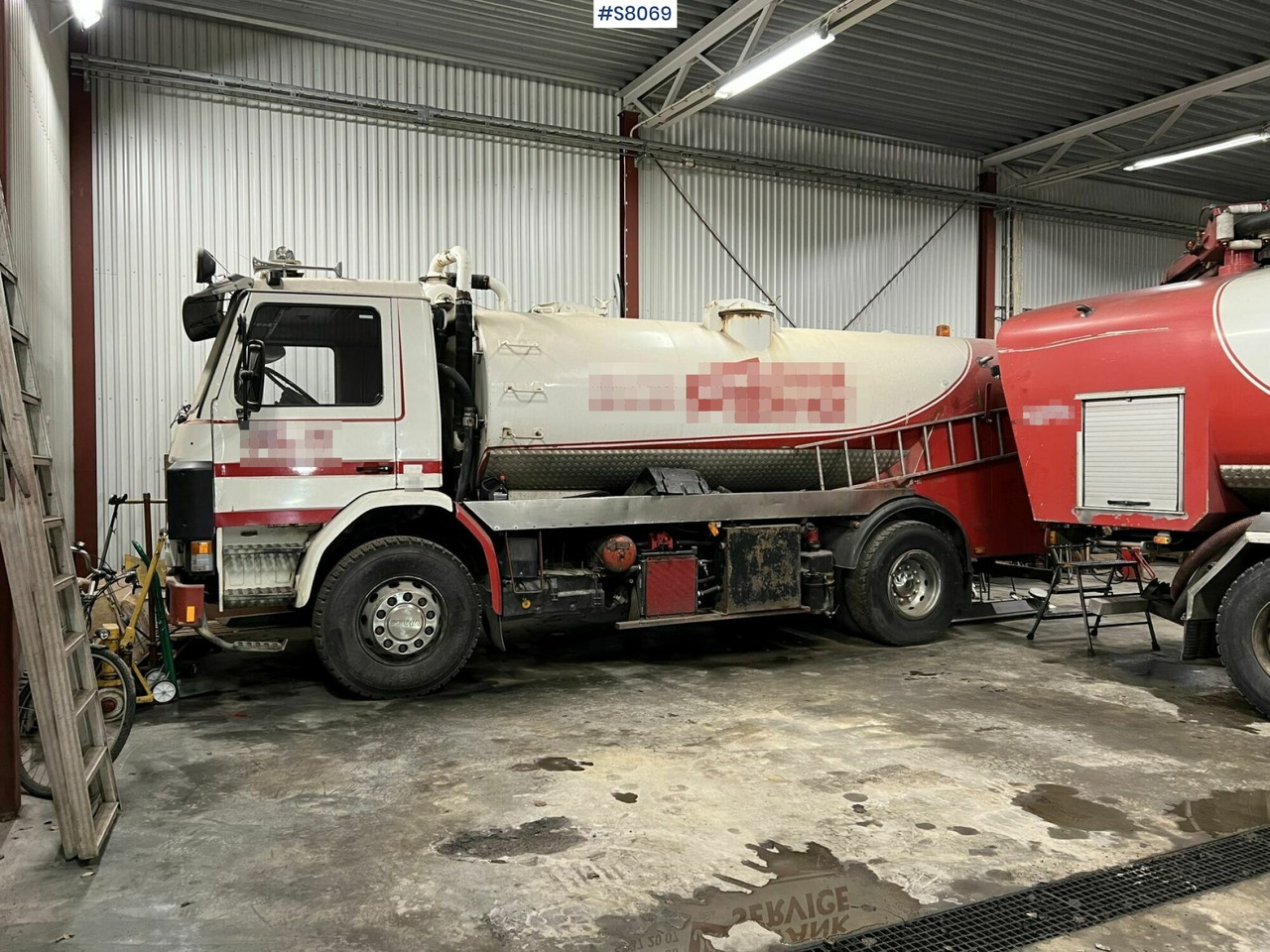 Suction/Combi truck, Scania P92H 4x2, Rep-object - Vakum kamion: slika Suction/Combi truck, Scania P92H 4x2, Rep-object - Vakum kamion Suction/Combi truck, Scania P92H 4x2, Rep-object - Vakum kamion: slika Suction/Combi truck, Scania P92H 4x2, Rep-object - Vakum kamion
