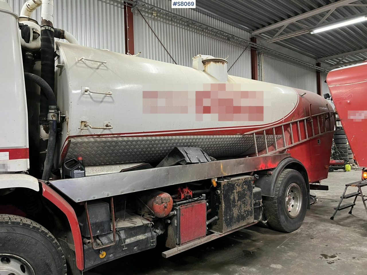 Suction/Combi truck, Scania P92H 4x2, Rep-object - Vakum kamion: slika Suction/Combi truck, Scania P92H 4x2, Rep-object - Vakum kamion Suction/Combi truck, Scania P92H 4x2, Rep-object - Vakum kamion: slika Suction/Combi truck, Scania P92H 4x2, Rep-object - Vakum kamion