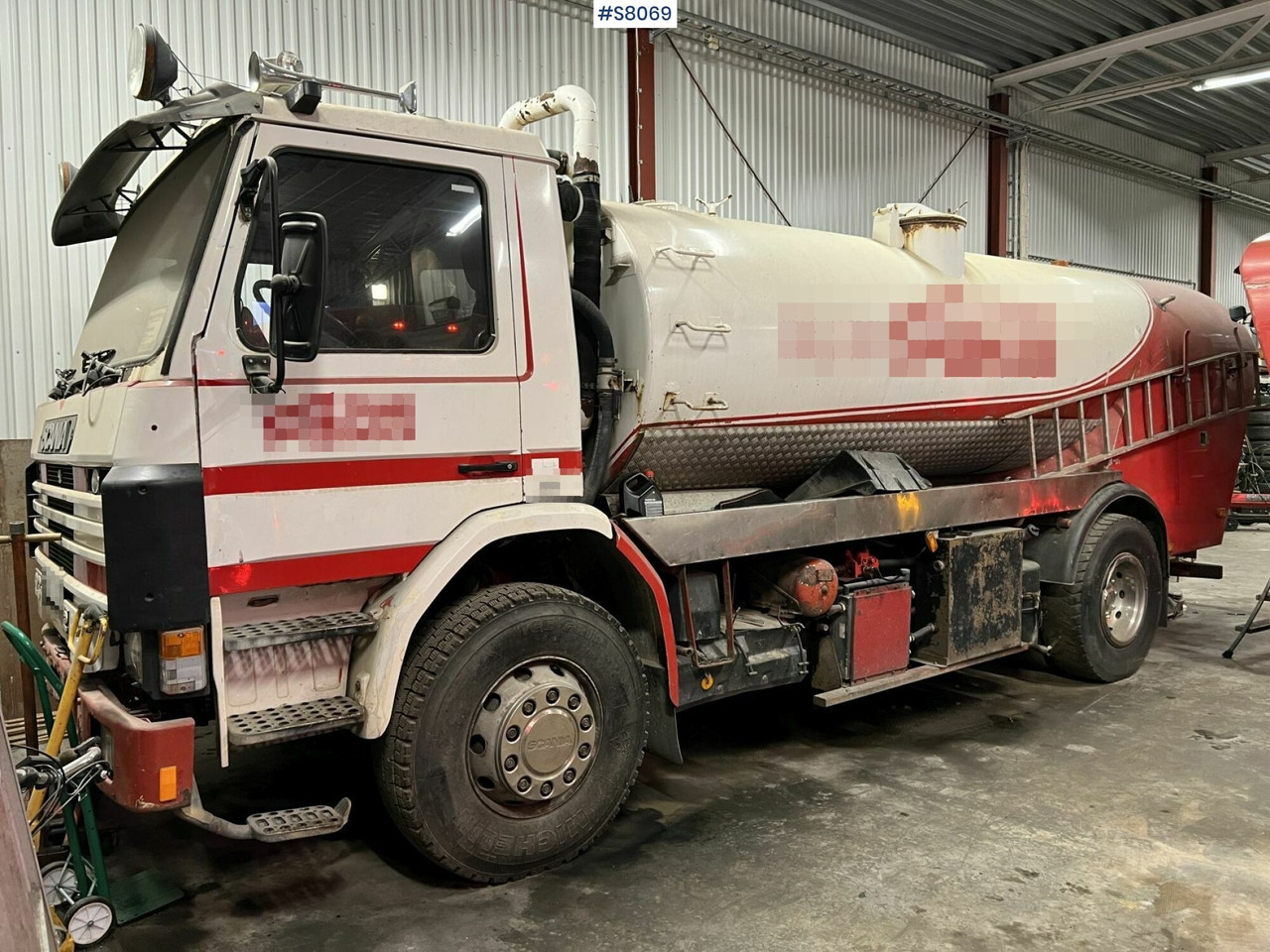 Suction/Combi truck, Scania P92H 4x2, Rep-object - Vakum kamion: slika Suction/Combi truck, Scania P92H 4x2, Rep-object - Vakum kamion Suction/Combi truck, Scania P92H 4x2, Rep-object - Vakum kamion: slika Suction/Combi truck, Scania P92H 4x2, Rep-object - Vakum kamion